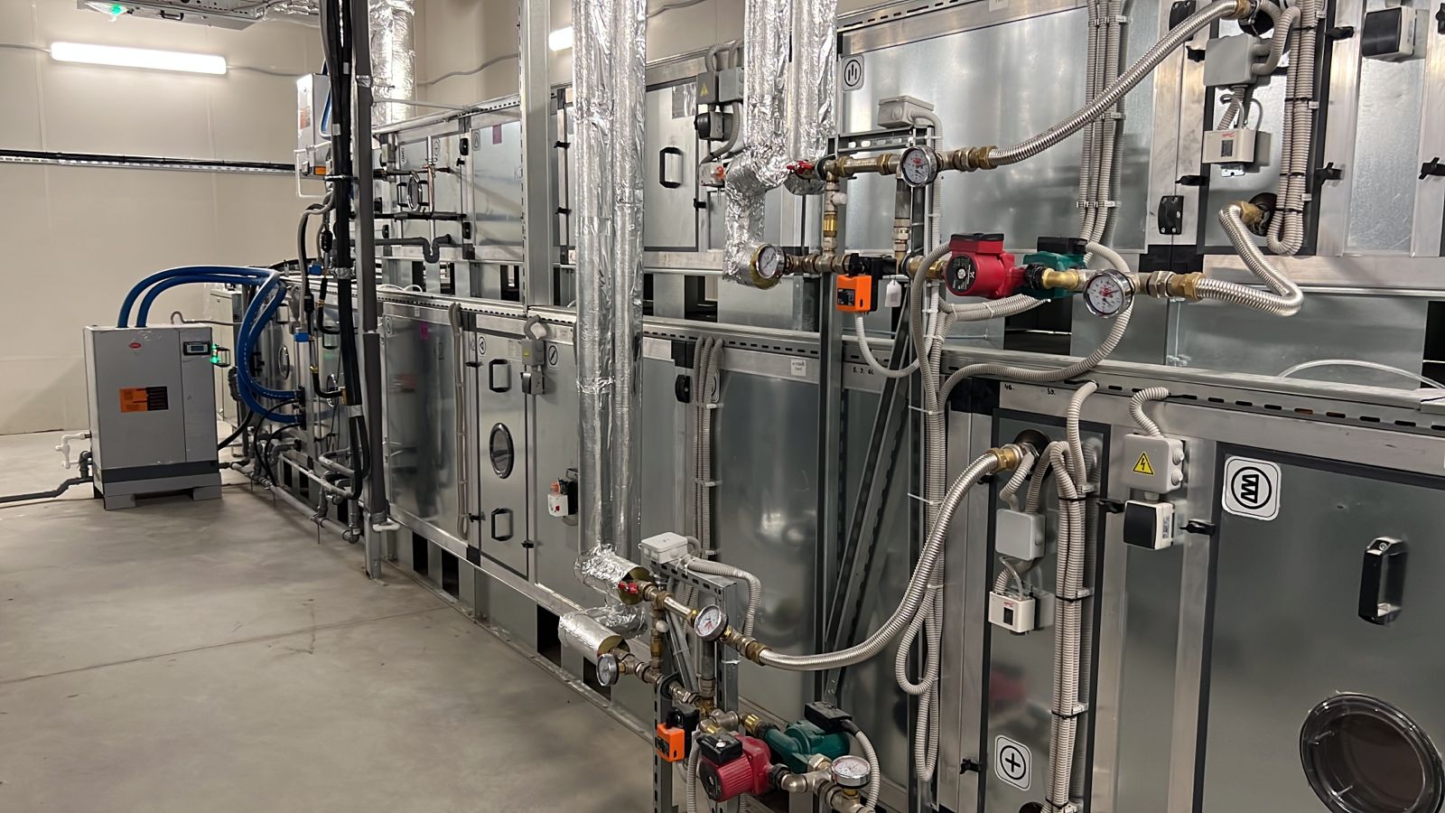 Инфекционный госпиталь Мать и дитя (Лапино). Санкт-Петербург, Петровская аллея, участок 10